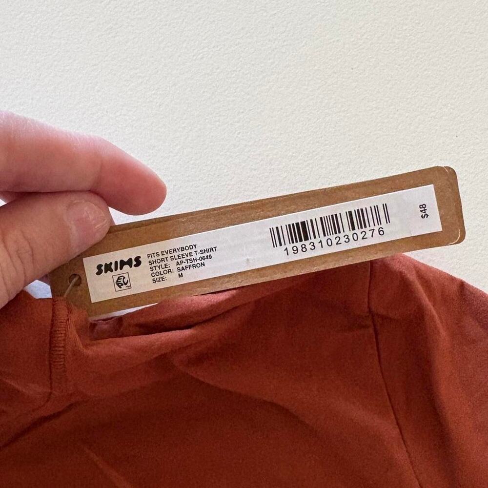 NWT Skims Fits Everybody Short Sleeve - Picture 3 of 3